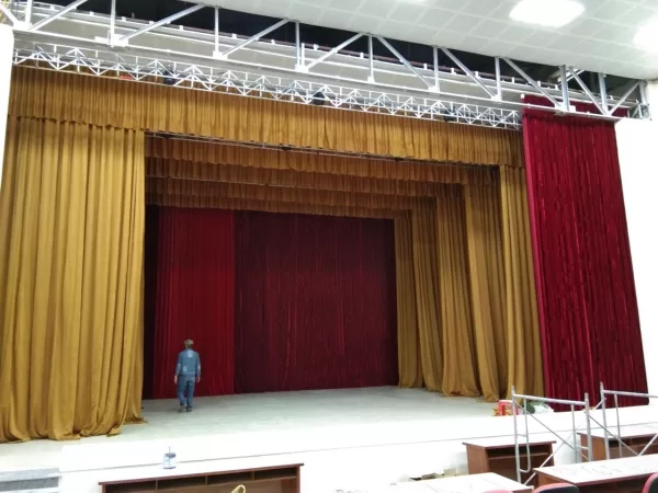 Lắp đặt Rèm vải sân khấu hội trường đẹp quận Tây Hồ