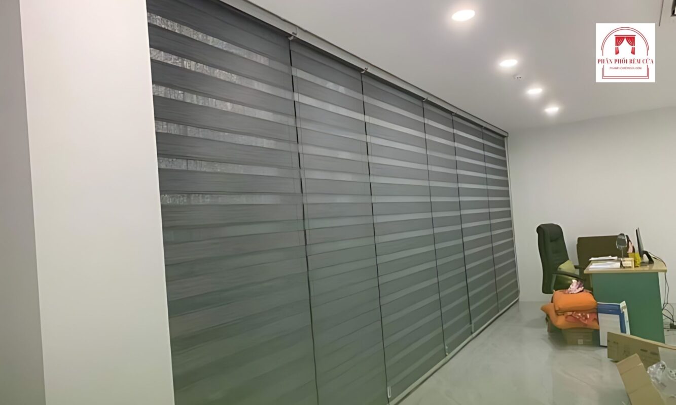 Các yếu tố ảnh hưởng đến giá rèm cầu vồng