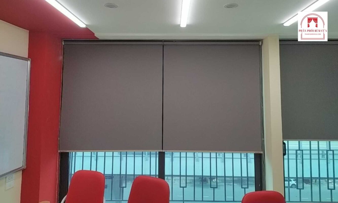 Rèm cuốn chống nắng
