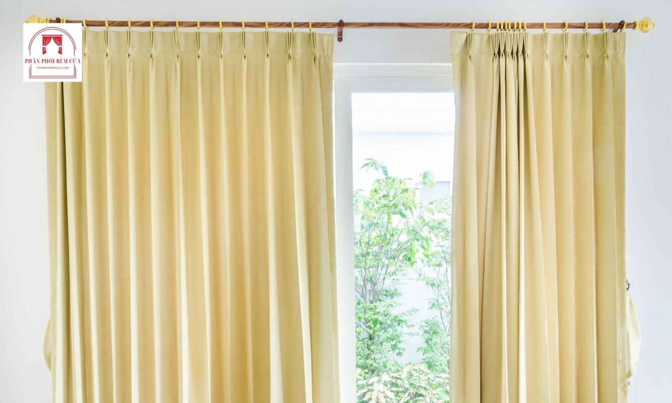 Rèm cửa tự động là gì? 7 Lợi ích nâng tầm Smart Home