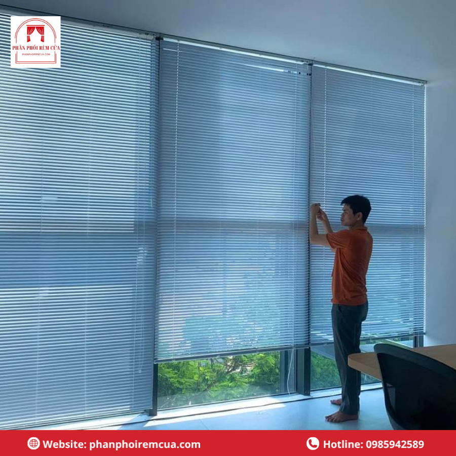 Liên hệ cung cấp và lắp đặt màn cửa tại Hà Nội