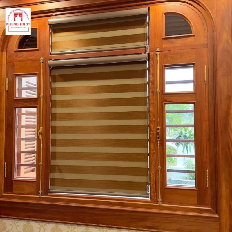 Rèm cầu vồng màu nâu và gam màu tối