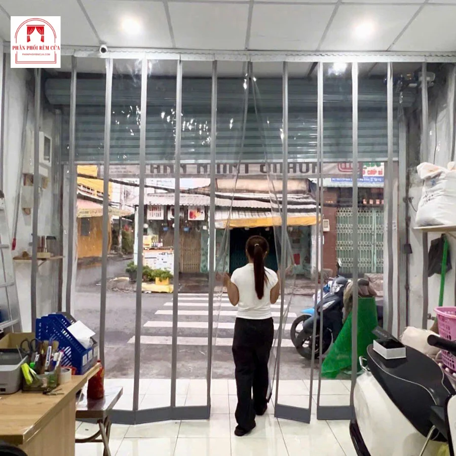 Rèm nhựa PVC nam châm