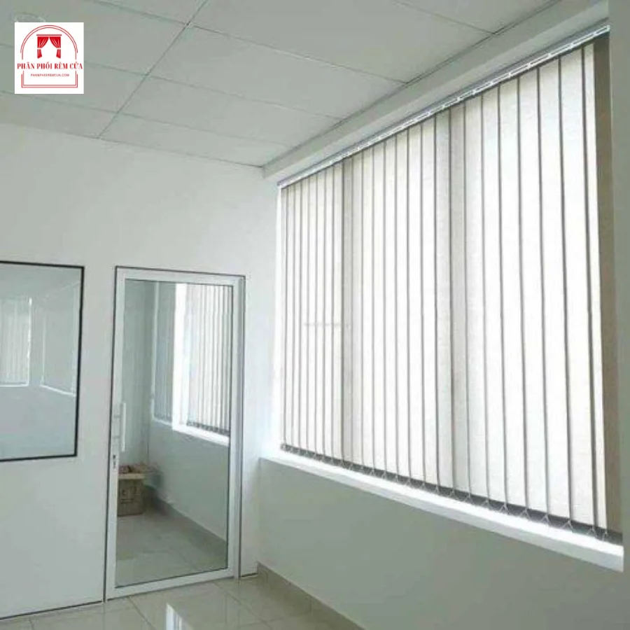 Rèm sáo đứng